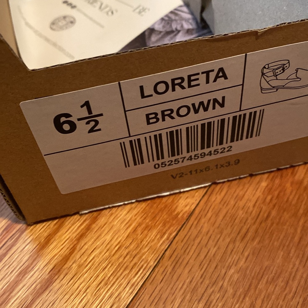 Journee Collection Loreta - Picture 7 of 8